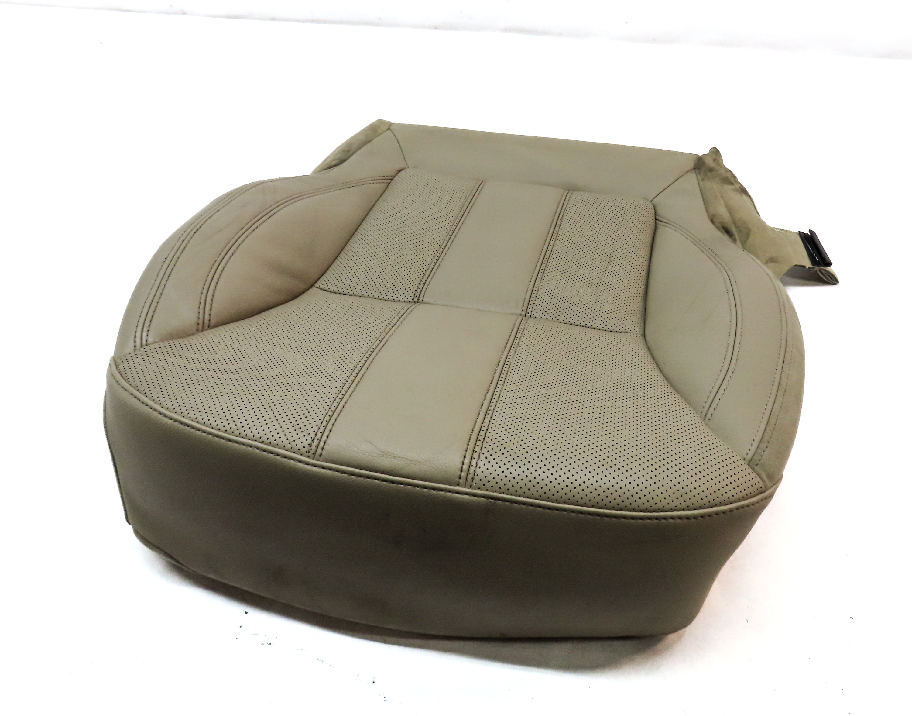 15 LAND RANGE ROVER SPORT L494 FRONT RIGHT PASSENGER LOWER SEAT CUSHION (BEIGE) — exact item pictured